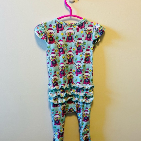 NWOT Posh Peanut Bubblegum Romper - Picture 2 of 3